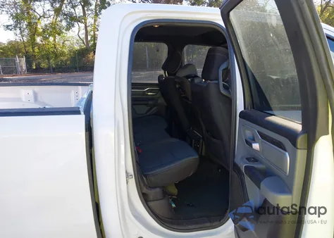 2022 Ram 1500 Lone Star 4X2 6'4 Box z USA, uszkodzony, nr VIN 1C6RREBGXNN272853